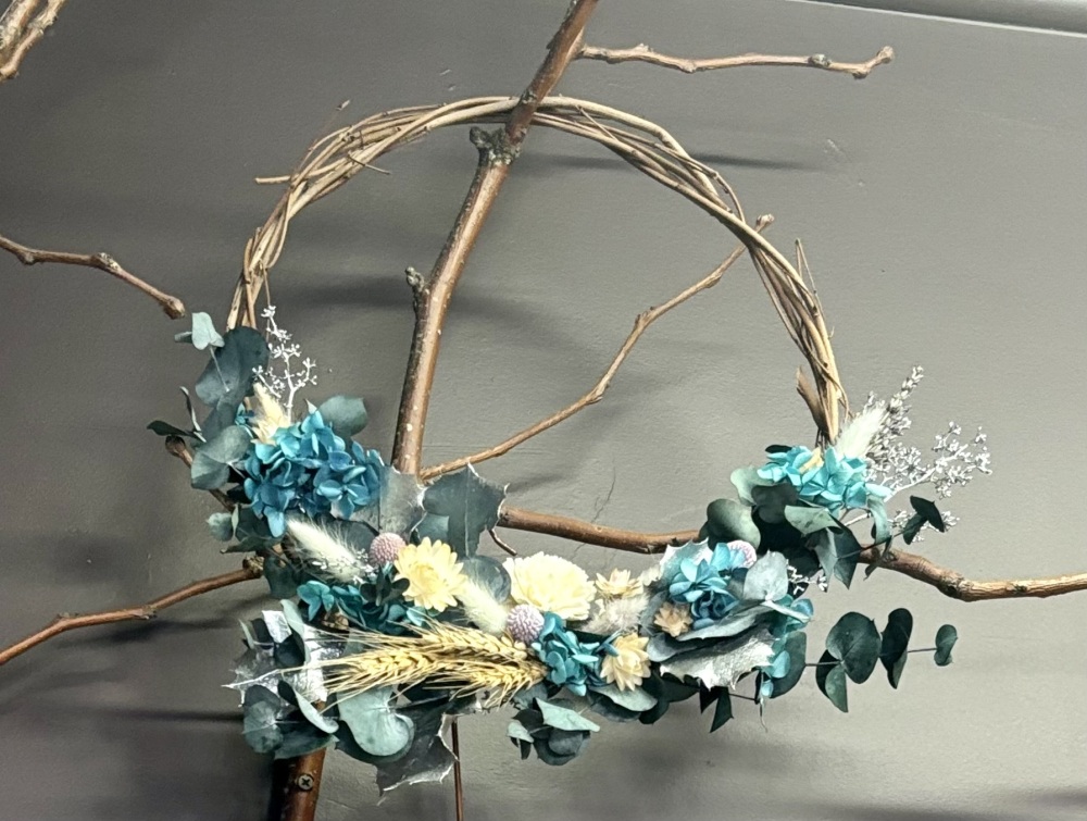 Leo Preserved Wreath 