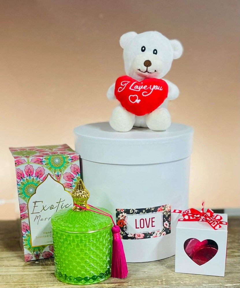 Hamper, Teddy Bear, Candle, Choc hearts